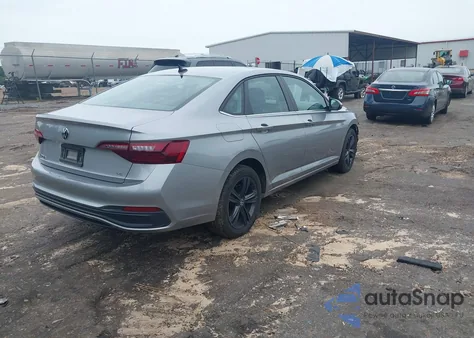 2022 Volkswagen Jetta 1.5T Se z USA, uszkodzony, nr VIN 3VW7M7BU3NM026296